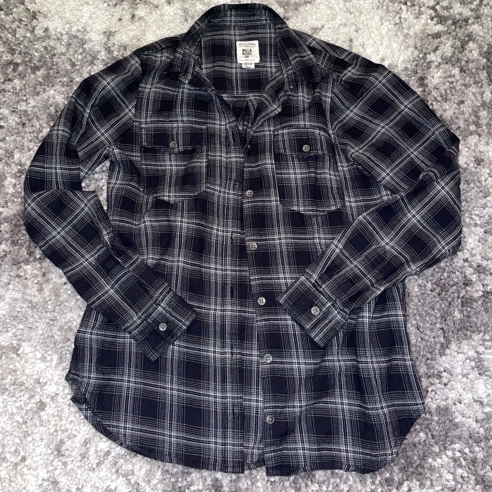 Billabong Black With White Stripes Flannel🖤🤍